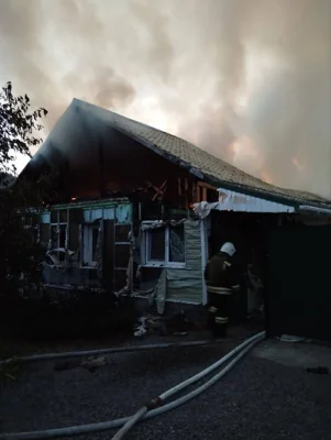 Обстановка в Шебекино: горят машины и дома