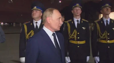 Владимир Путин приехал в аэропорт "Внуково", где приземлился борт с обменянными россиянами
