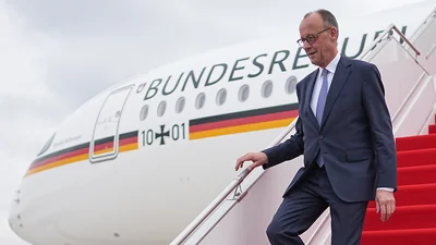 Газета Berliner Zeitung призвала канцлера Мерца приехать в Москву в День Победы