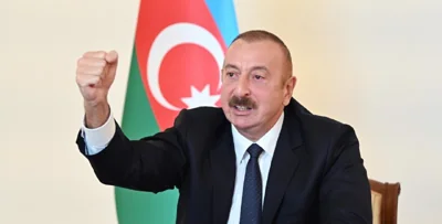 Азербайджан осудил российские удары по нефтебазе компании SOCAR и другим своим объектам в Украине