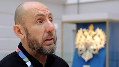 Директора МХАТа Кехмана обвинили в растрате