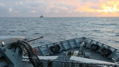 «Стойкий» снова в Ла-Манше. Британский ВМФ перехватил еще два российских корабля