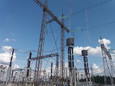 Врио губернатора Курской области Алексей Смирнов заявил, что из-за отключения электричества в Белгородской области проблемы с электроснабжением могут коснуться — в Курской