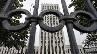 Первый глава МИД России объявлен в РФ "иноагентом"