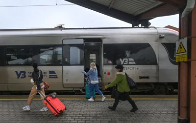 УЗ назначила дополнительные поезда из Киева в Одессу