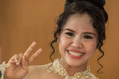 LONG JOURNEY HOME Filipina drug convict and death row prisoner Mary Jane Veloso, clad in traditional Indonesian attire, smiles during a program celebrating Kartini Day in honor of Indonesian national heroine and women's rights activist Raden Kartini at Yogyakarta prison on April 23, 2016. Veloso was sentenced to death in Indonesia on drug charges but will be handed over to the Philippines following years of negotiations, President Ferdinand Marcos said on Nov. 20, 2024, calling it a 'long and difficult journey.' PHOTO BY SURYO WIBOWO/AFP