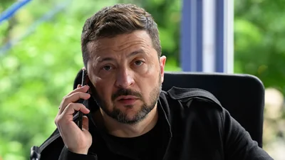 Зеленский поручил сформировать постоянную группу для переговоров с Россией
