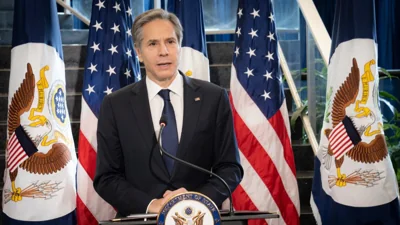 США приостанавливают помощь правительству Грузии