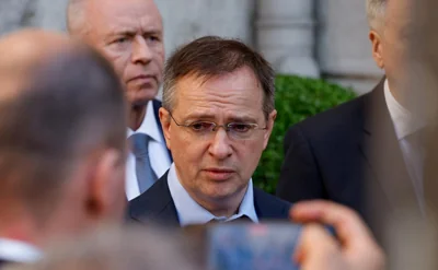 Мединский проводит встречу с представителями США