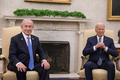 Премьер-министр Биньямин Нетаниягу сейчас встречается в Белом доме с президентом Соединенных Штатов Джо Байденом