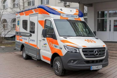В Херсонской области беспилотник атаковал машину скорой помощи, ранен водитель