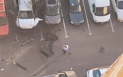 Toyota военного в Москве сразу после взрыва. Видео