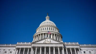 США в новый проект договора с Украиной, помимо природных ресурсов, включили порты и заводы