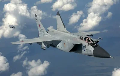 Росіяни кажуть, що перехопили американські бомбардувальники у Баренцовому морі