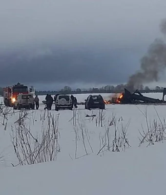 Военный вертолет разбился в Ленинградской области