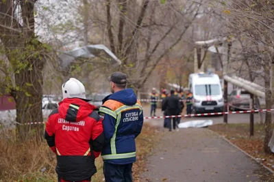 БПЛА атаковали дома в Саратове 11 ноября, пострадала женщина