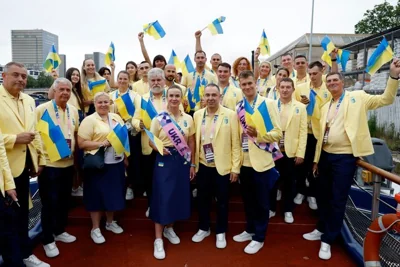 Украину на Олимпиаде представляют 140 спортсменов. Некоторые из них пережили оккупацию и потеряли близких, другие тренировались под обстрелами