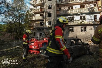 Один человек погиб, ещё 15 пострадали в результате российского удара по Киеву