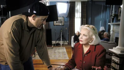 THE NOTEBOOK, director Nick Cassavetes, Gena Rowlands on set, 2004, (c) New Line/courtesy Everett Collection