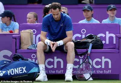 Despite making progress, he was unable to get fit enough to play in the singles draw in SW19