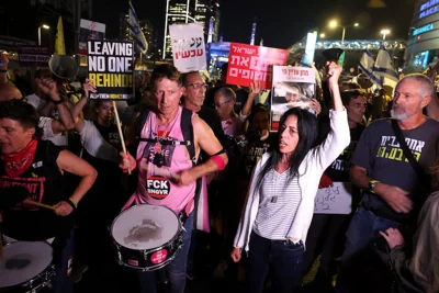 Protests break out in Israel as Netanyahu sacks defence minister Gallant