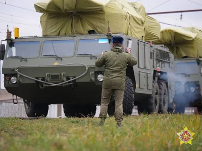 В Беларусь прибыла очередная батарея ЗРК «Тор-М2». Комплексы были доработаны с учетом опыта российской агрессии против Украины