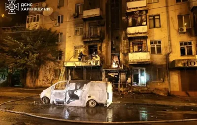 З'явилися кадри з наслідками дронової атаки на Харків, Зеленський відреагував на масований удар по місту