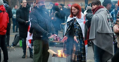 Оппозиция в Грузии объявила перманентный уличный протест с требованием провести новые выборы (ФОТО)