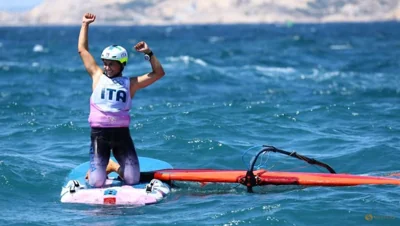 Sailing-Gold for Israel's Reuveny and Italy's Maggetti in frantic windsurfing finals