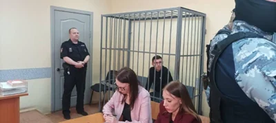 Суд отправил в СИЗО журналиста URA RU по делу о взятке своему дяде-полицейскому