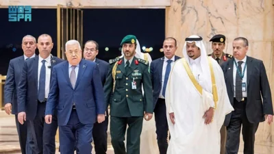 Arab, Muslim leaders fly to Saudi for talks on Mideast wars