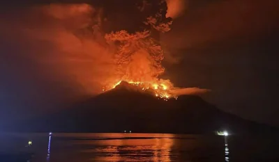 Tsunami alert issued, thousands evacuated after Indonesia volcano has several big eruptions
