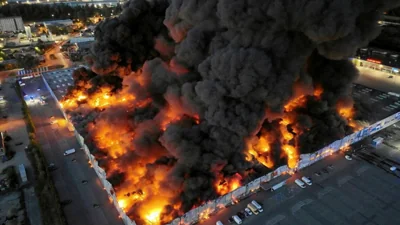 Польша обвинила Россию в поджоге торгового центра и объявила о закрытии консульства РФ в Кракове