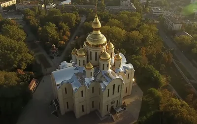 Прихожане УПЦ МП взяли штурмом собор в Черкассах: подробности скандала (видео)