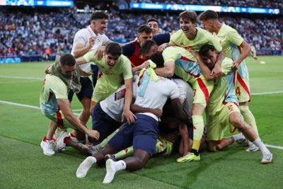 football Camello's extra-time braces secures Spain's 5-3 win over hosts France for GOLD medal at Paris Olympics 2024 snt