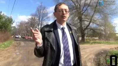 В Тверской области чиновник пообещал оставить дорогу без асфальта «пожизненно» из-за оппозиционного кандидата в депутаты