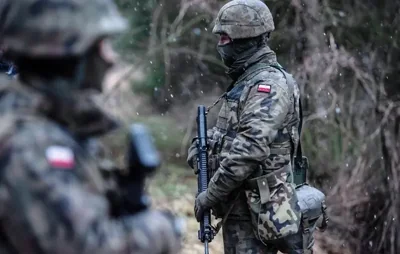 Польські законодавці проголосували за дозвіл силовикам безкарно застосовувати зброю на кордоні з Білоруссю