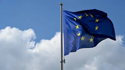 Politico: российские активы раскололи ЕС на два «непримиримых лагеря»