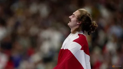 Canada's Katzberg wins gold in men's hammer throw