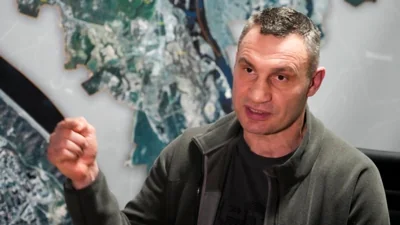 Кличко: отказ от территорий может быть "временным решением"