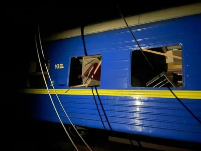 Пошкоджена залізнична станція на Харківщині. Фото: «Укрзалізниця»