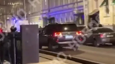 Ночью силовики устроили рейд на клуб Mono в центре Москвы, перед этим администрация объявила бесплатный вход для посетителей