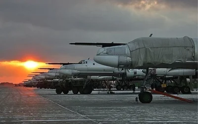Удар по аеродрому Оленья: в ГУР заявили про ураження двох Ту-22М3