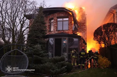 A building on fire in Dnipro after the missile strike codenamed Oreshnik