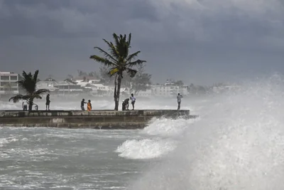Hurricane Beryl Update as Storm Defies Odds 