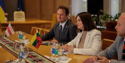 Тихановская призывает владельцев гуманитарного ВНЖ не ездить в Беларусь