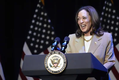 Harris holds her first fundraiser as likely Democratic nominee as donors open their wallets