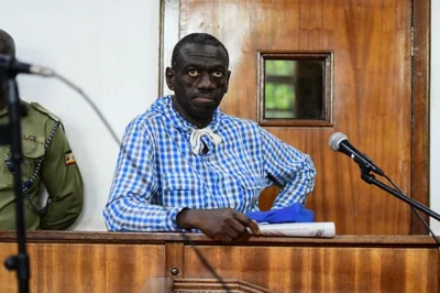 Kizza Besigye