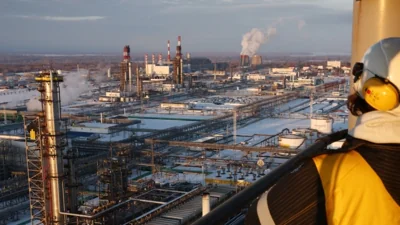 В Краснодарском крае беспилотники ударили по НПЗ – на Дону тушили пожар на "промпредприятии"