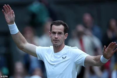 Murray bade an emotional farewell to Wimbledon's Centre Court earlier this summer